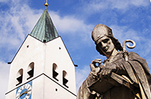 Cathedral of Freising and St. Corbinian statue